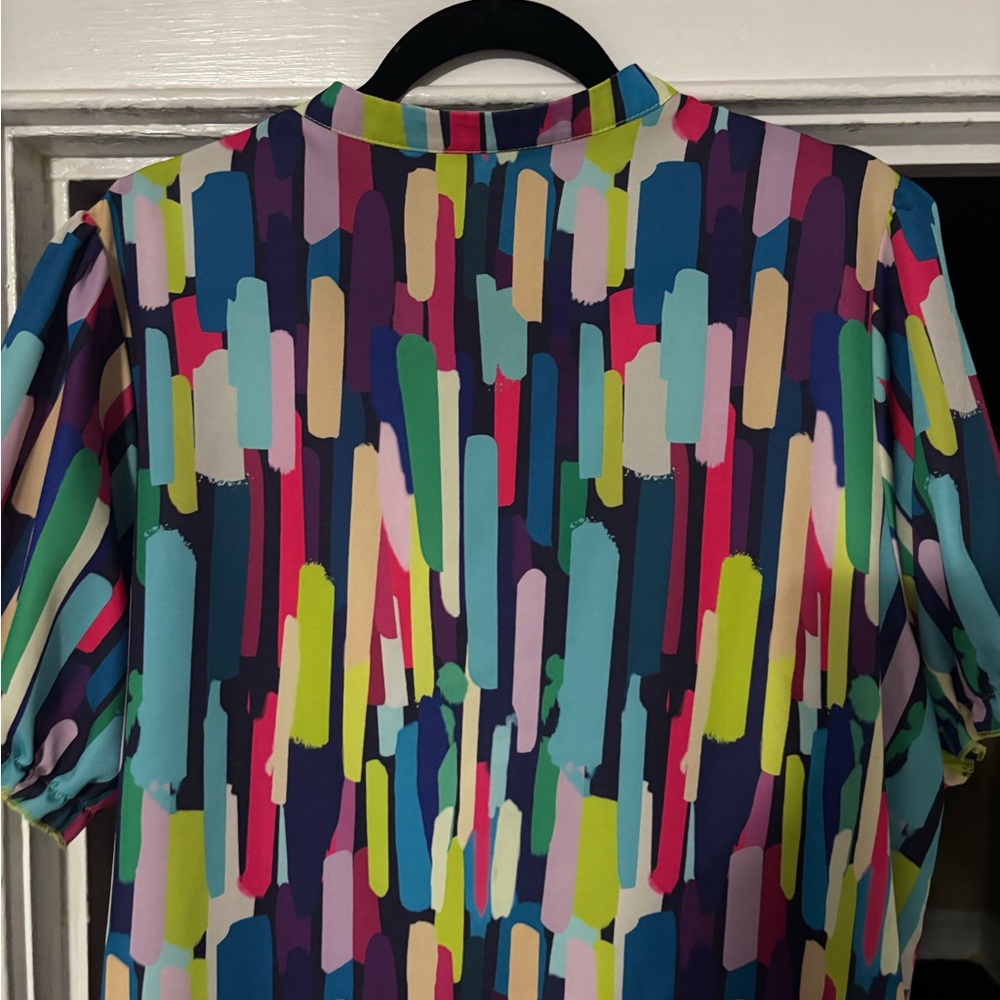 SHEIN Multicolor Abstract Blouse - Picture 8 of 9